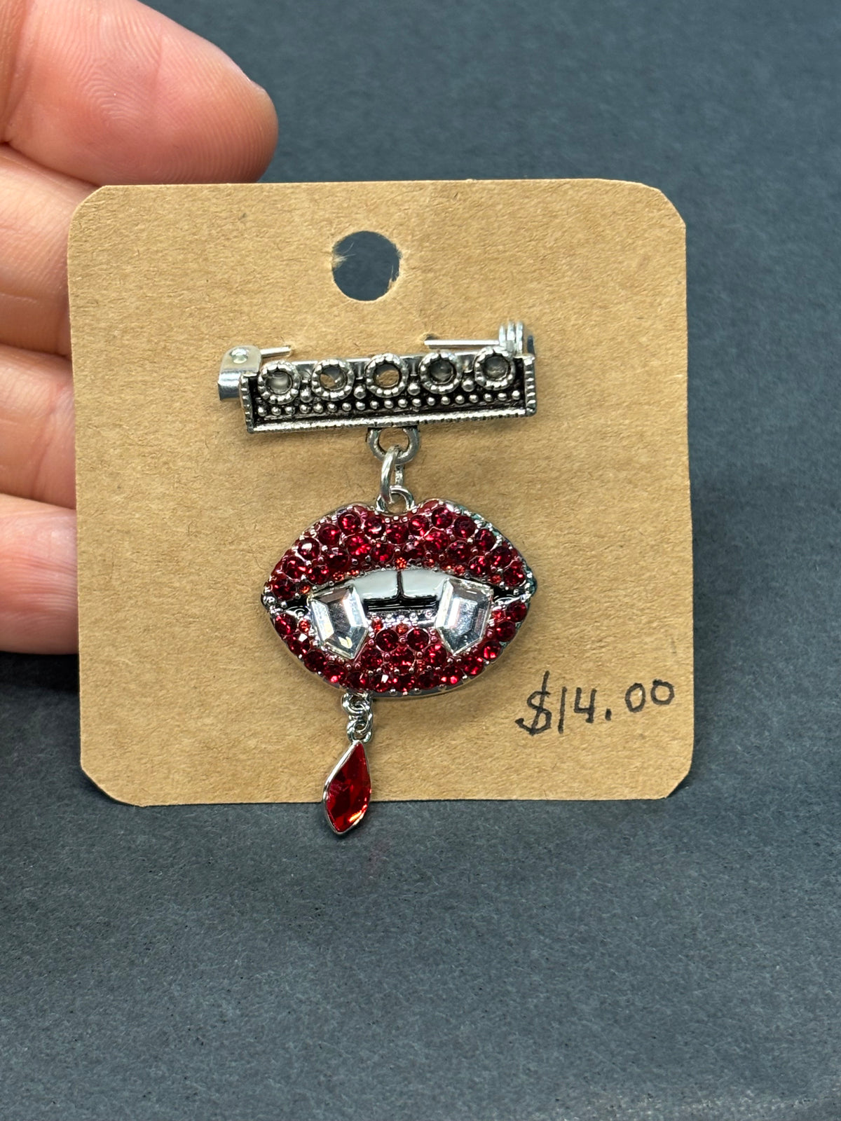 Vampire Fangs - Pin