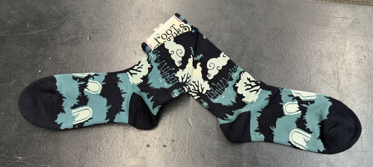 Dead End Manor - Crew Socks