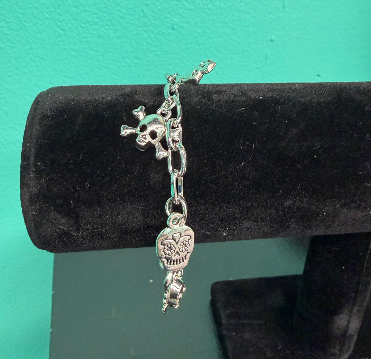 Skull Charms - Bracelet