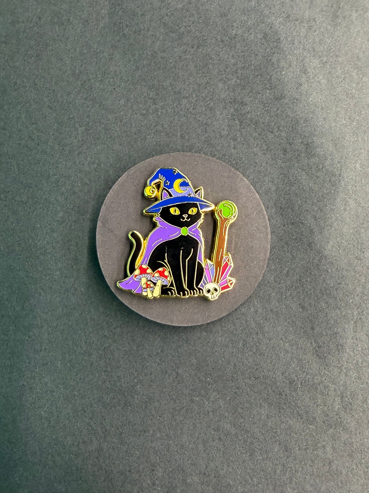 Mage Witch Cat - Pin