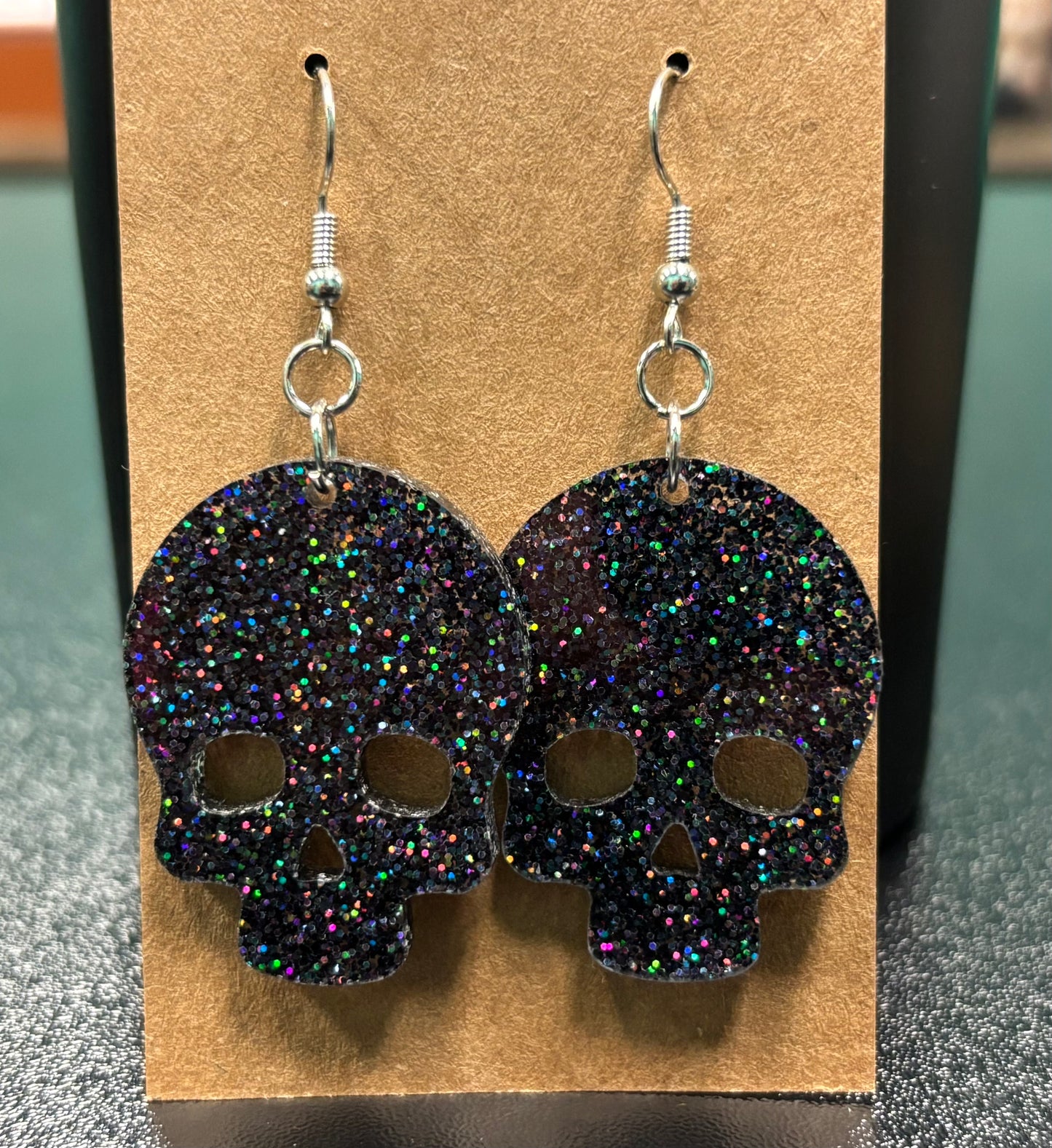 Black Sparkle Skull - Earrings