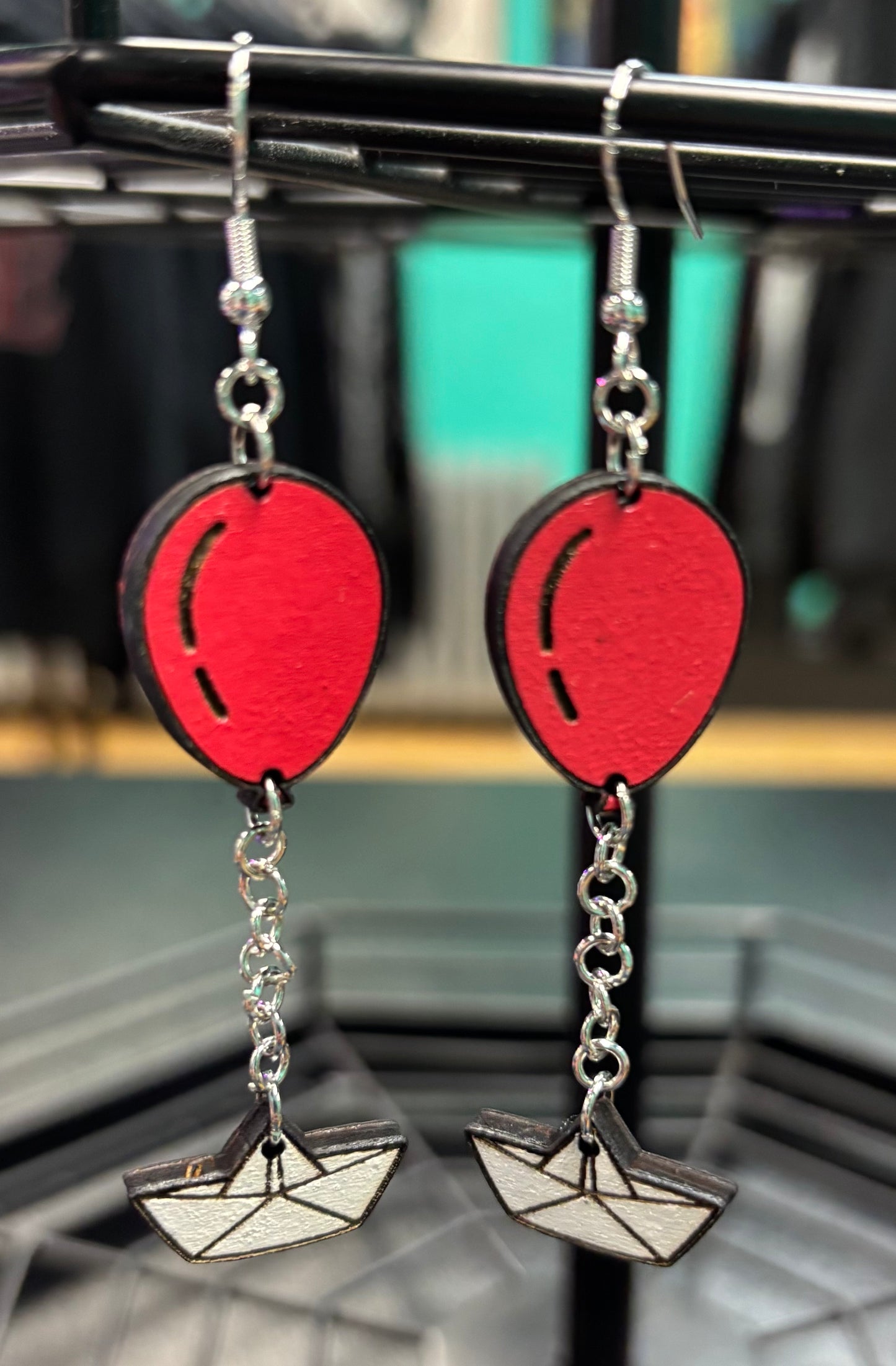 Red Balloon -earrings
