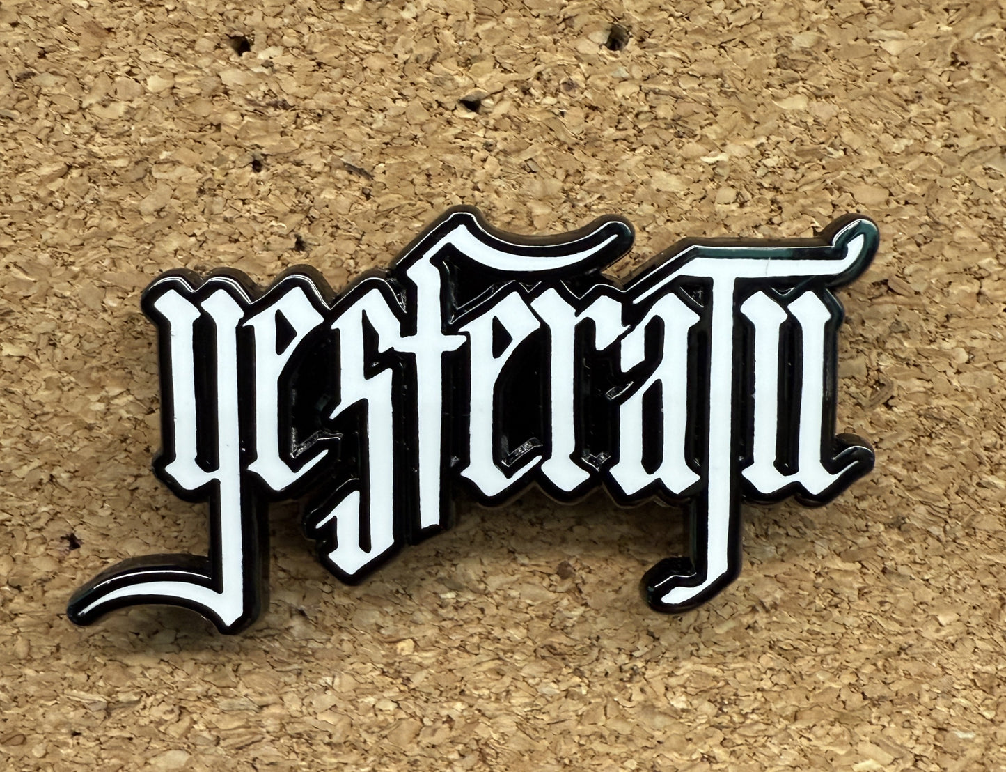 Yesferatu - pin