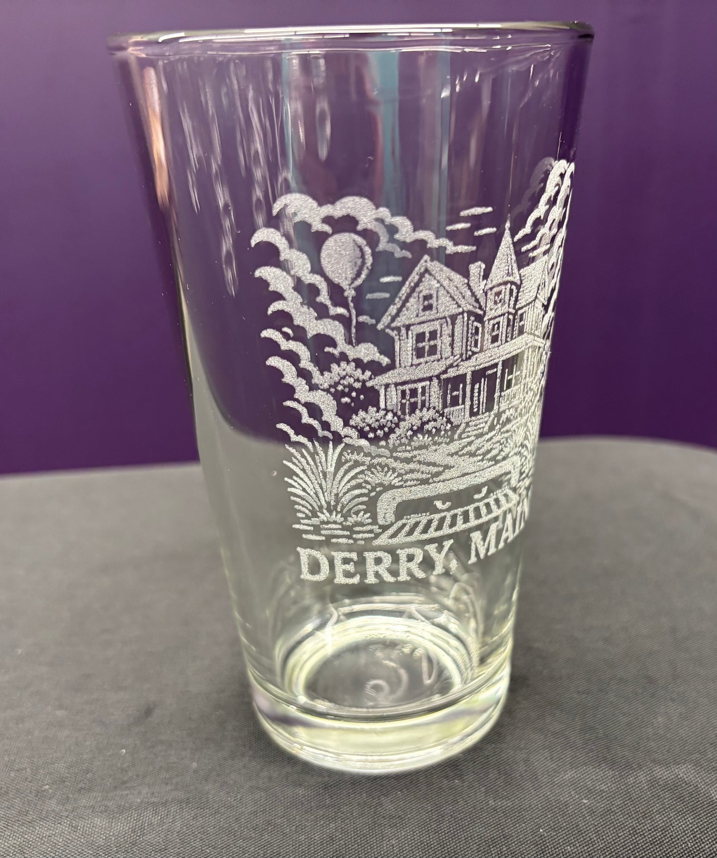 Derry Maine - Pint Glass