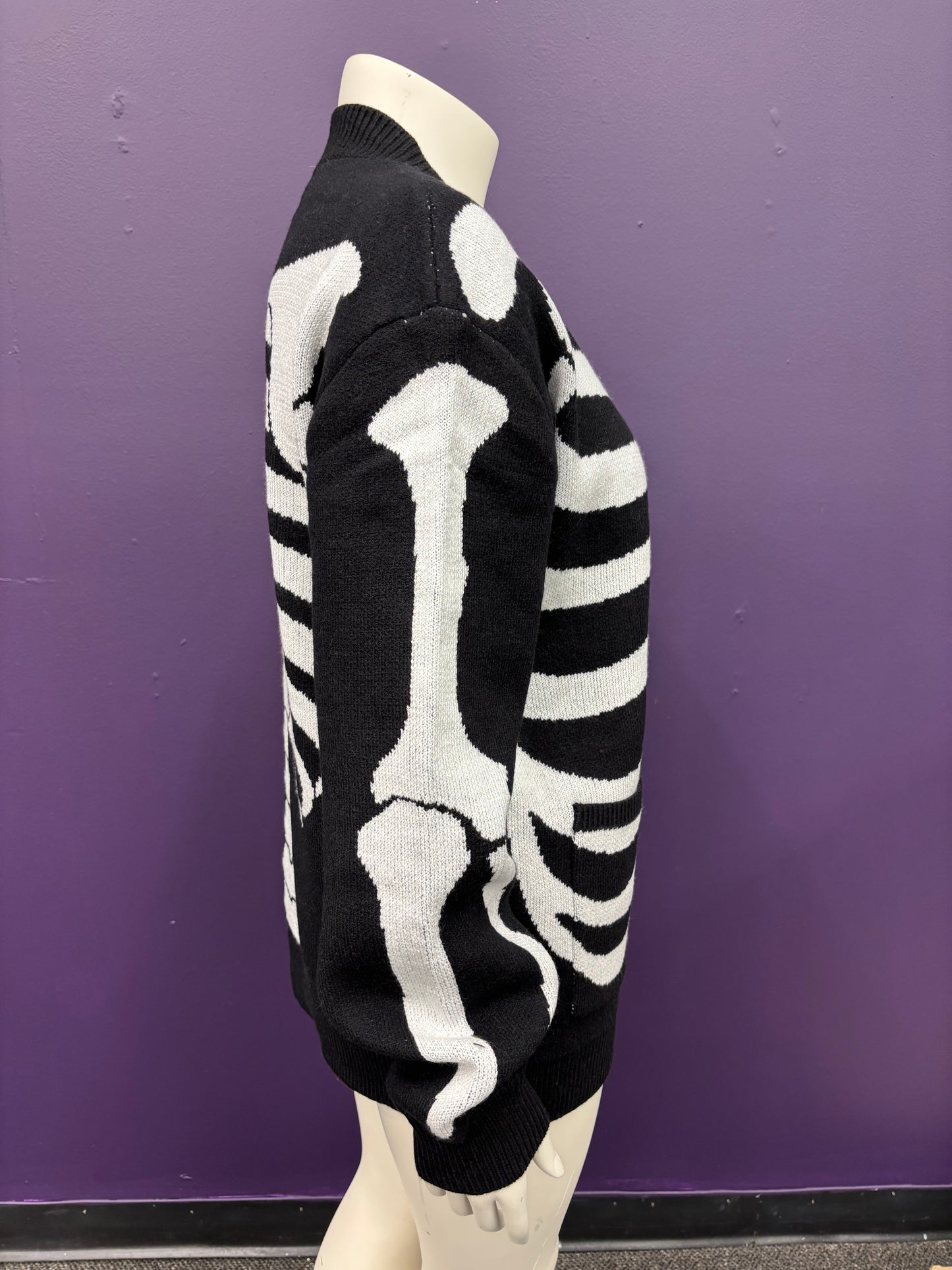 Spooky Scary Skeleton - Cardigan