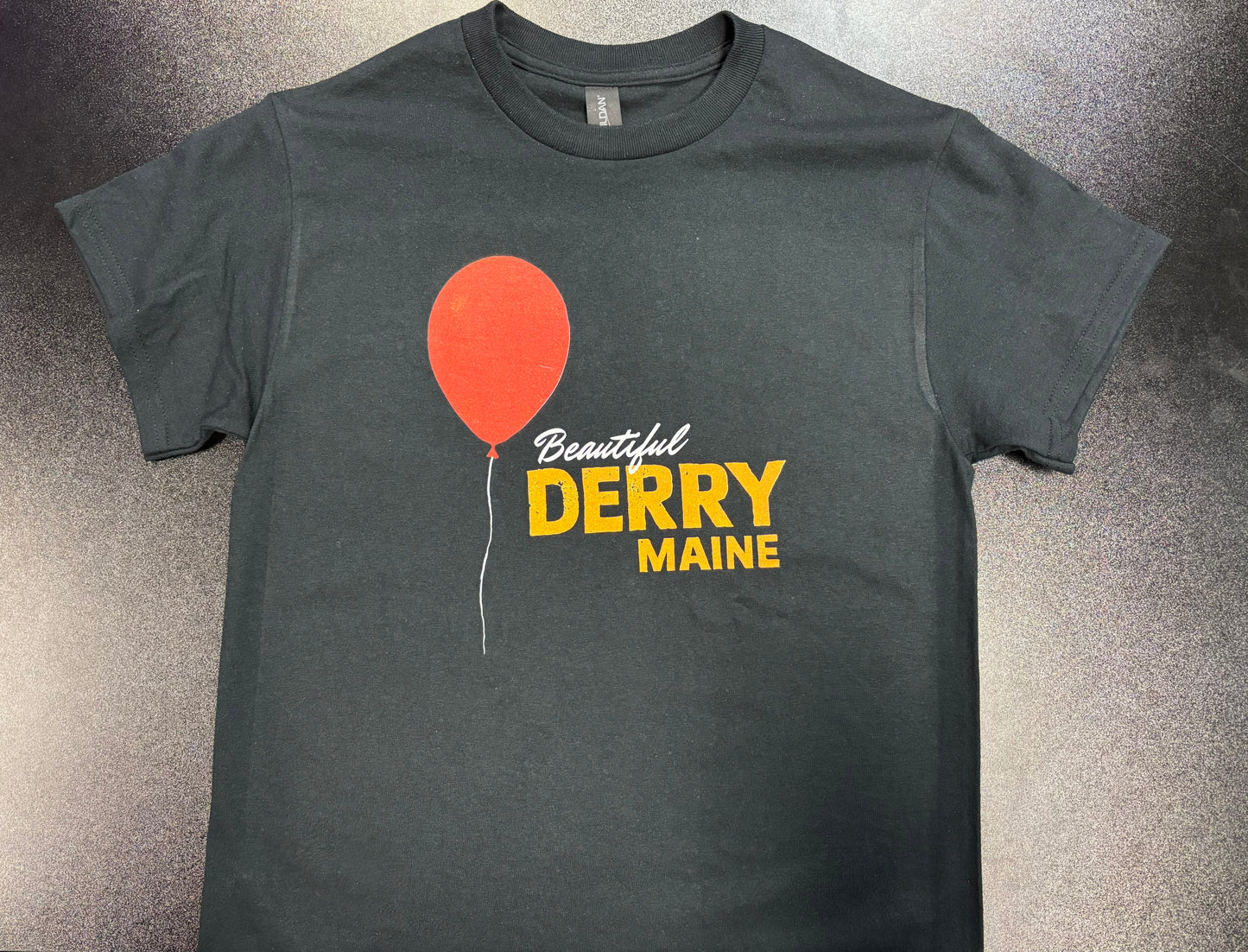 Beautiful Derry Maine - T Shirt