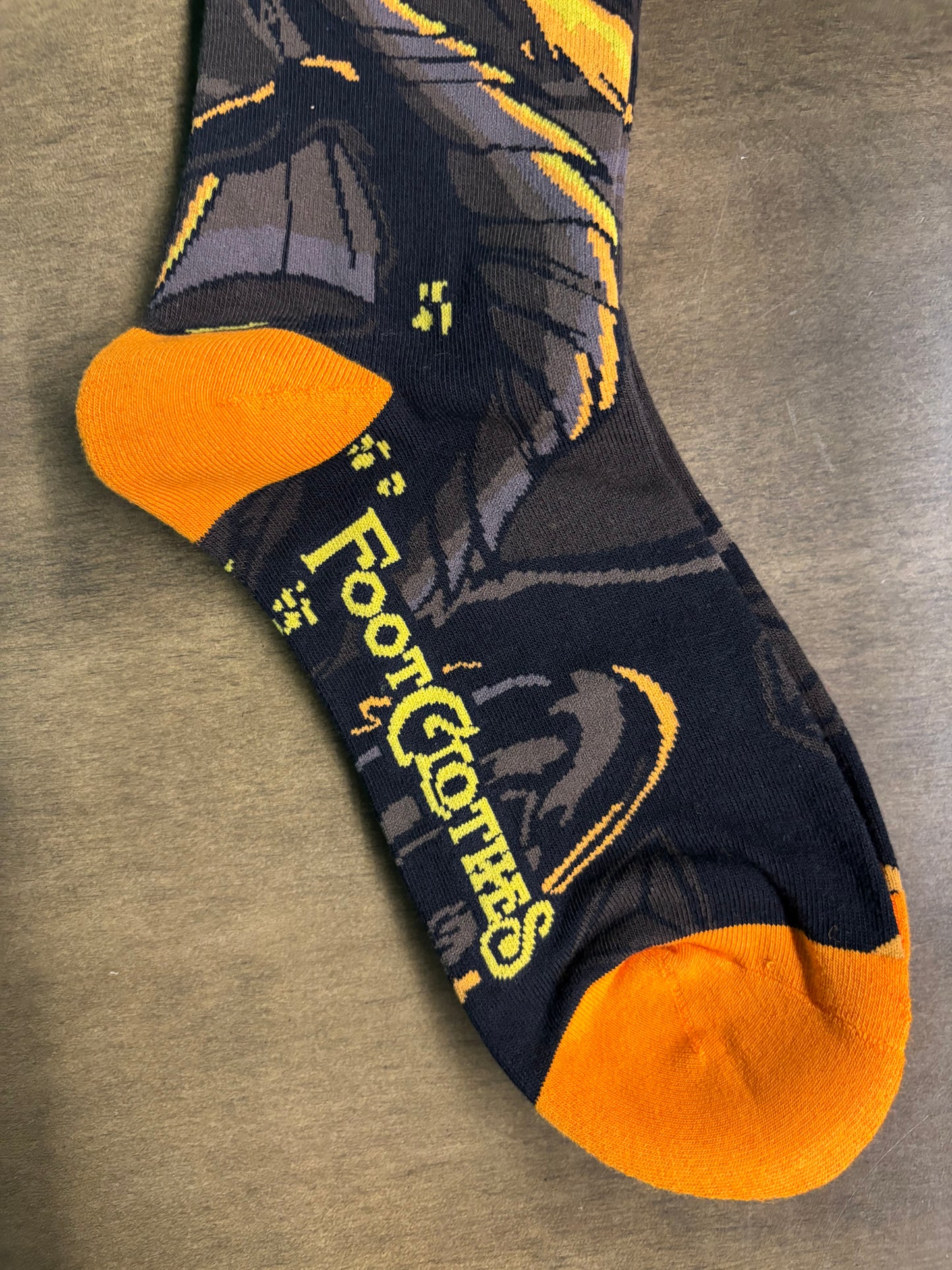 Dragon's Flame - crew socks