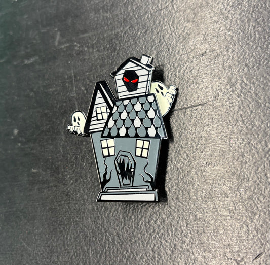 Haunted House Moving Ghost - Pin