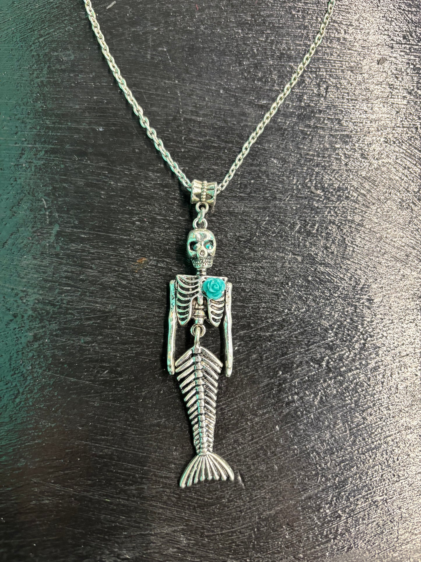 Metal Mermaid - Necklace