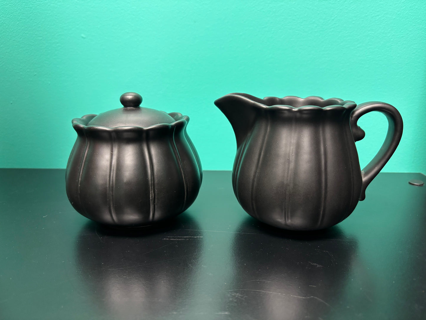 Black Scalloped - Sugar Bowl and Creamer