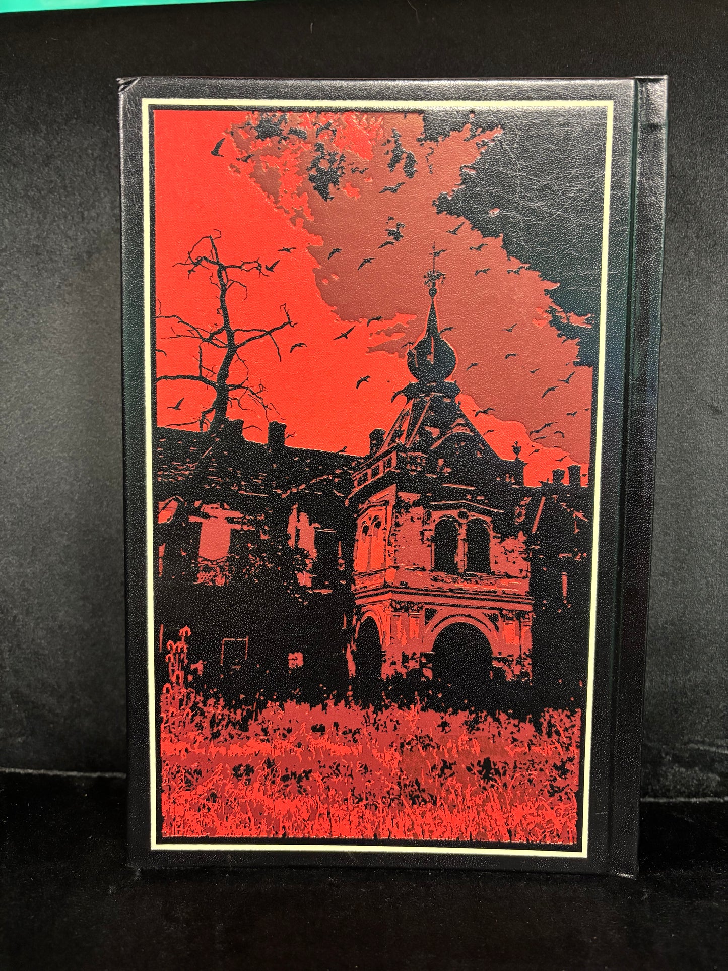 Edgar Allen Poe Collected Works - Leatherbound
