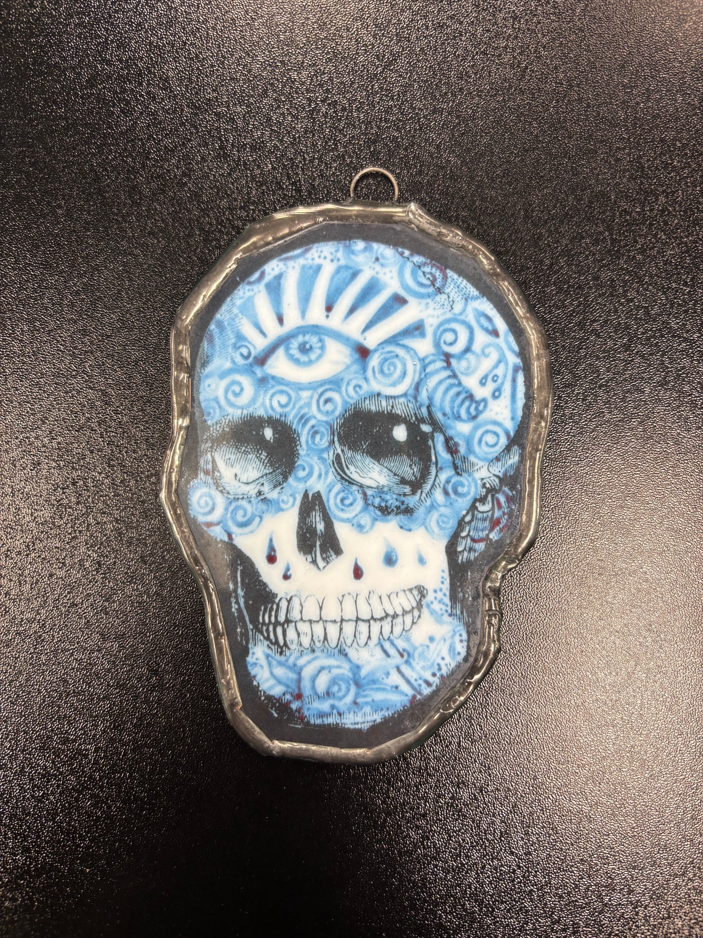 Delft Skull - Glass Art Ornament