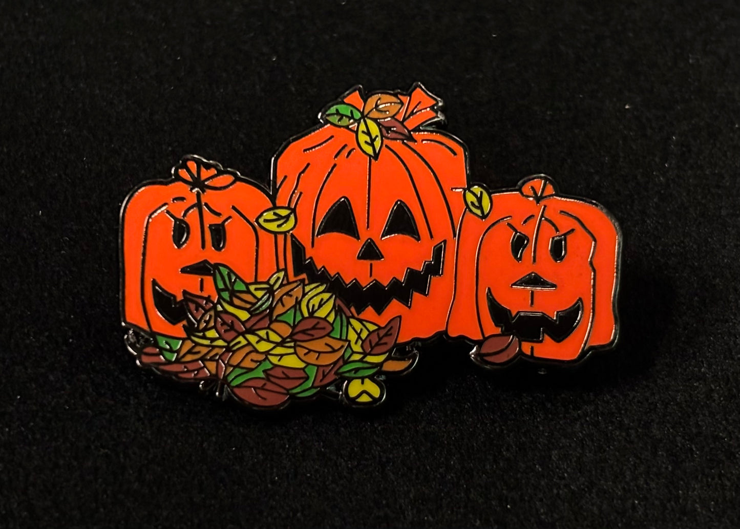 Leaf Bag Jack o Lantern - Pin