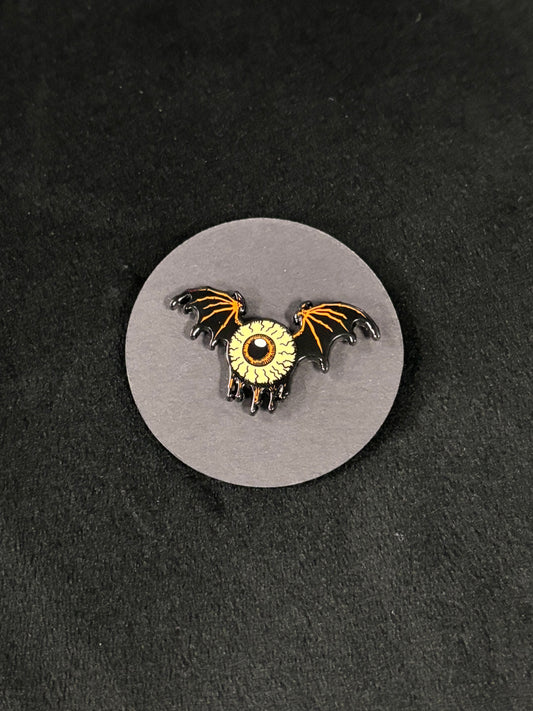 Flying Eyeball - Pin