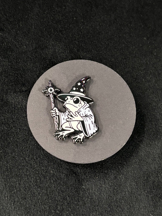 Wizard Frog - Pin