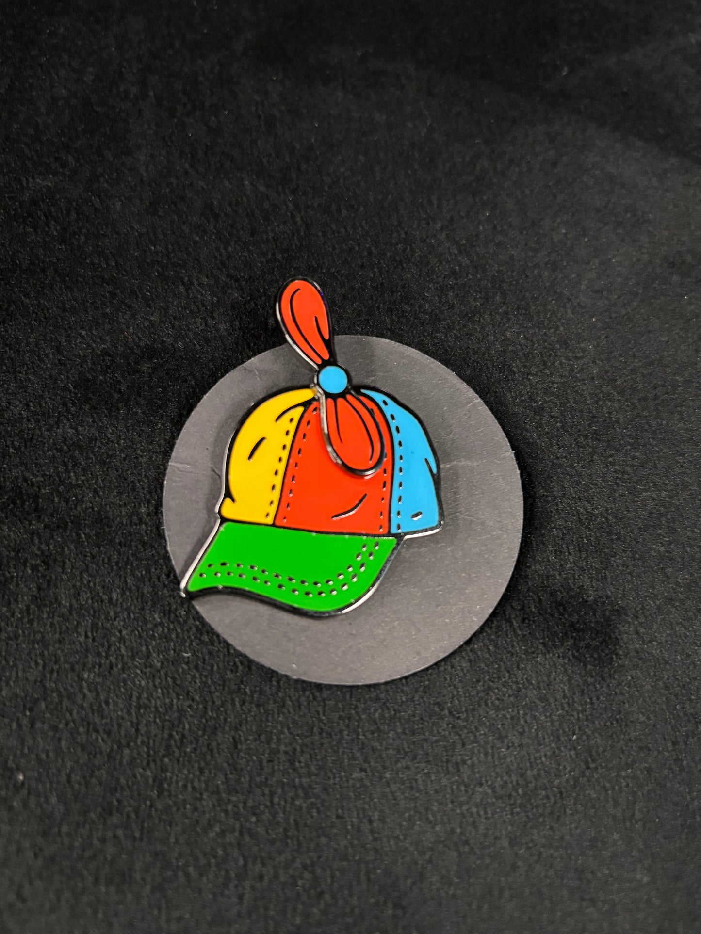 Spinny Hat - Pin