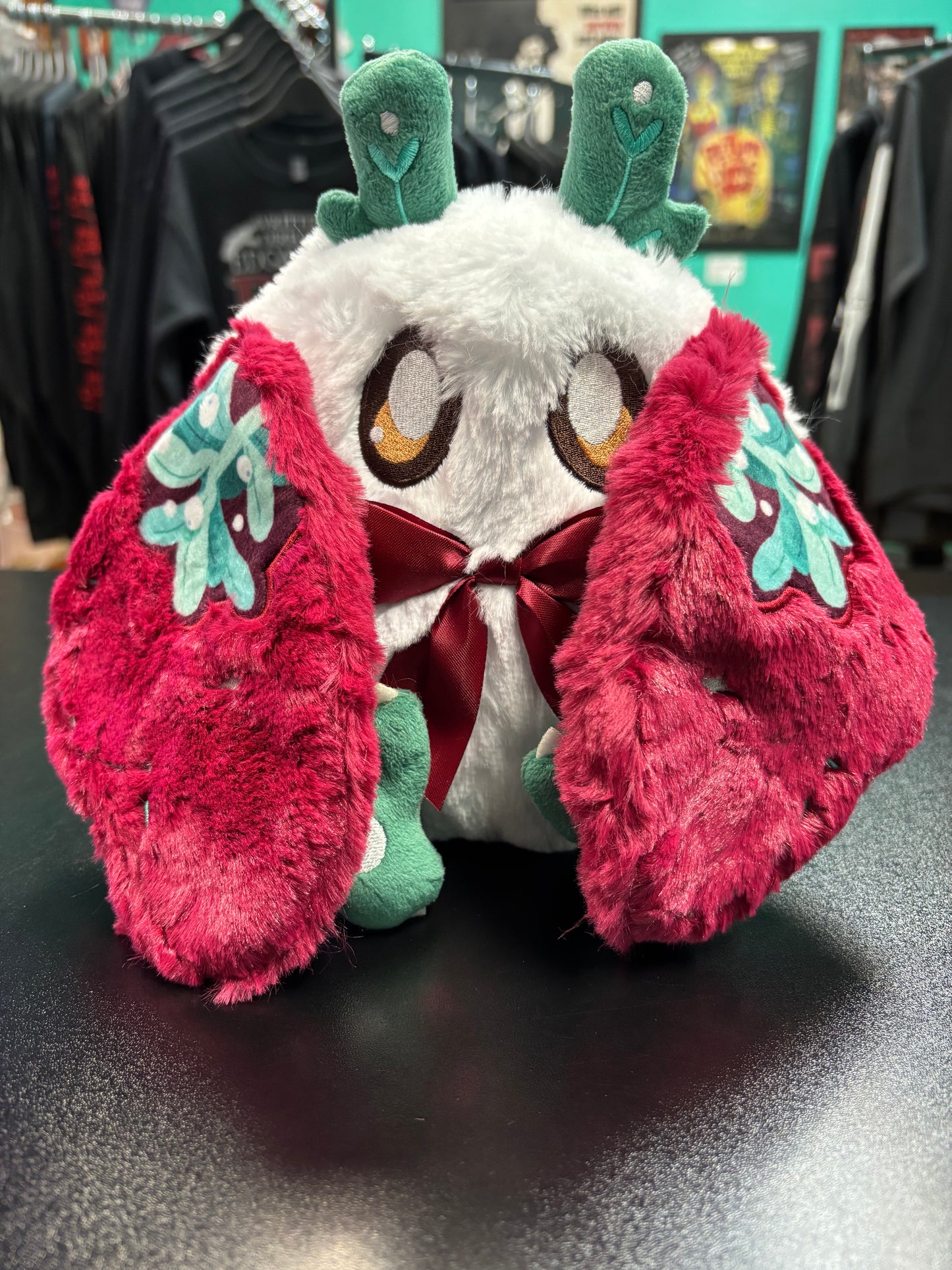 Mini Mistletoe Mothman - Squishable