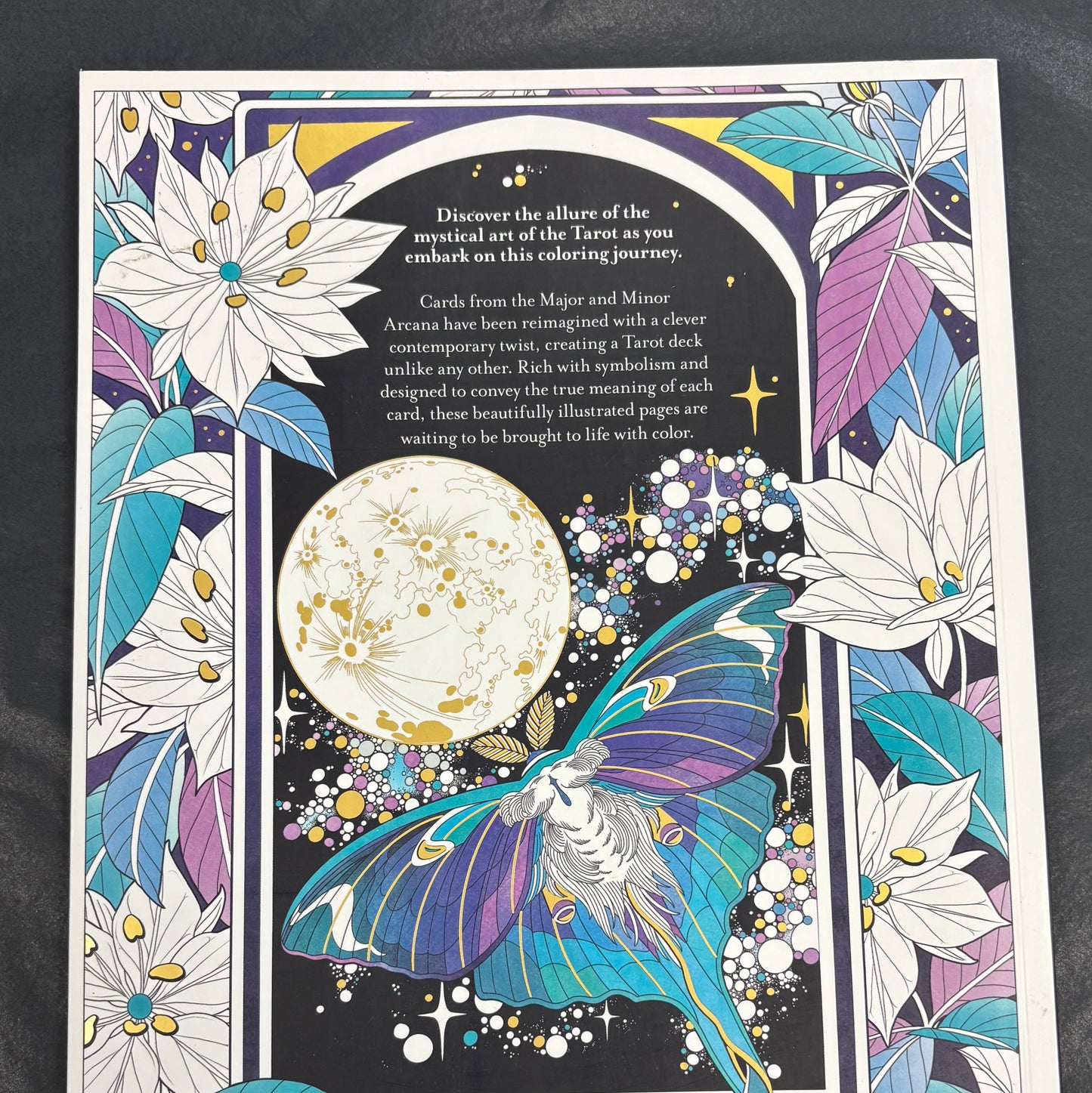 Tarot - Coloring Book