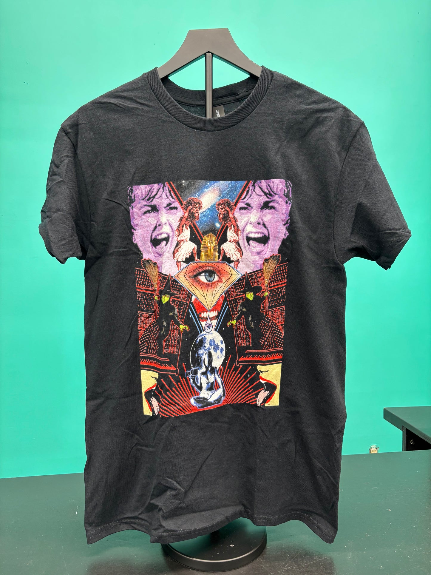 Film Girl - T Shirt