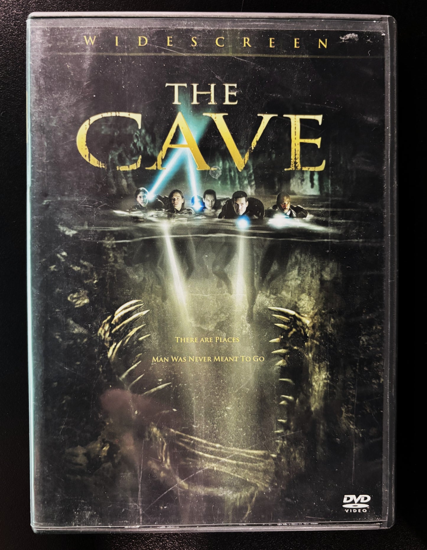 The Cave (2005) - DVD - used