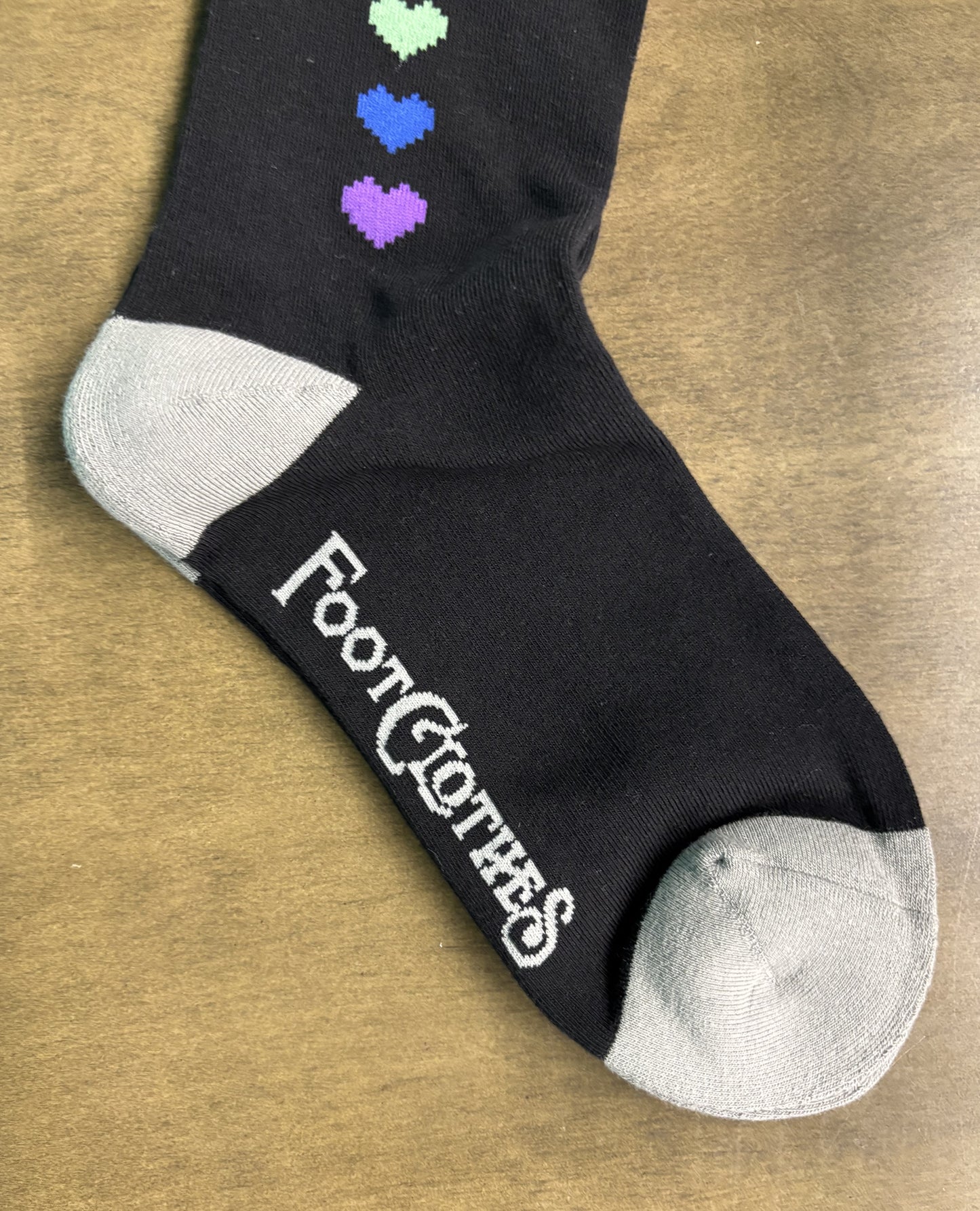 Pixel Hearts - crew socks