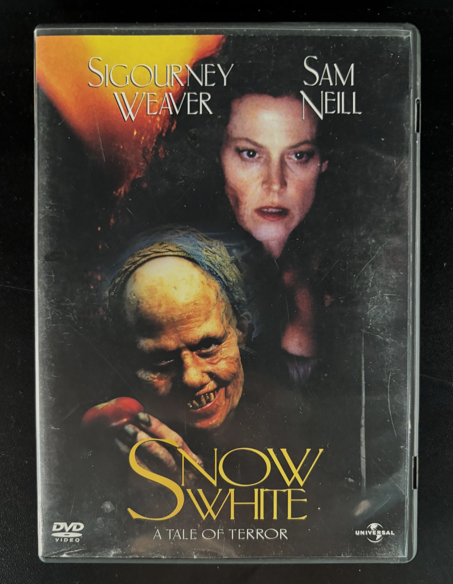 Snow White: A Tale of Terror (1997) - DVD - used